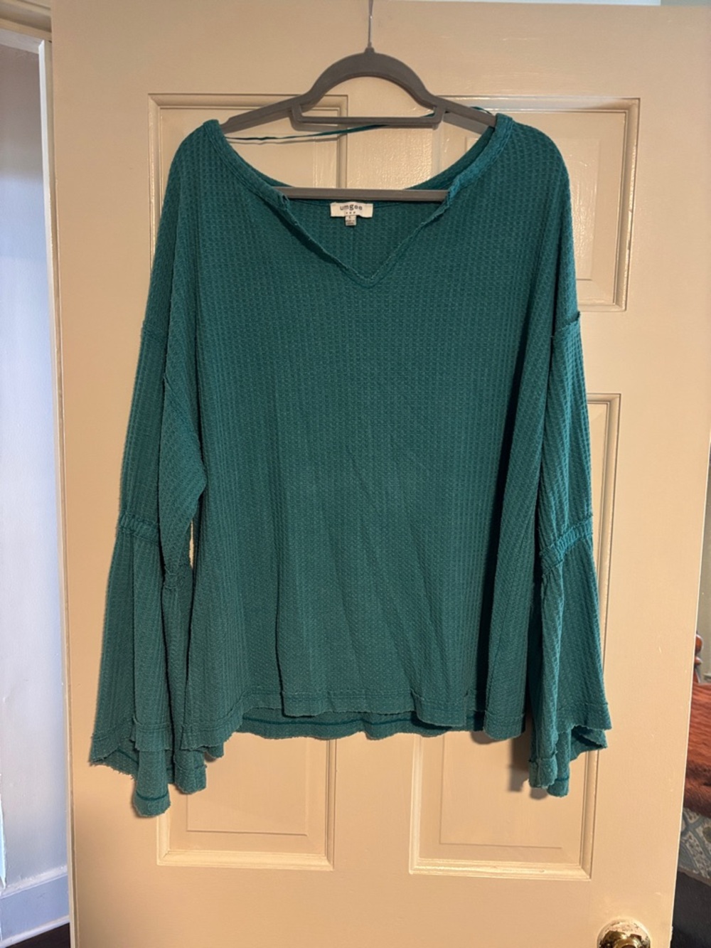 Umgee Teal Waffle Knit V-Neck Pullover with Bell Sleeves